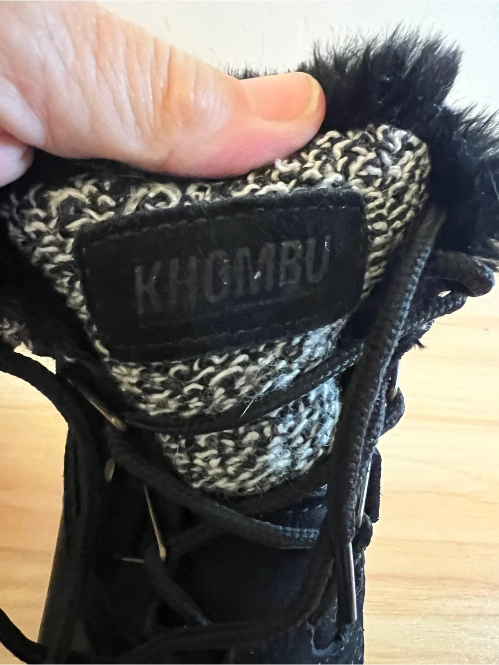 Khombu Lola Black Faux-Fur Cuff Lace-Up Winter Rain Boots